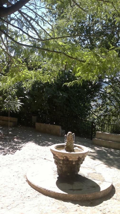 La Casa De La Abuela Clotilde Vendégház Hornos Kültér fotó